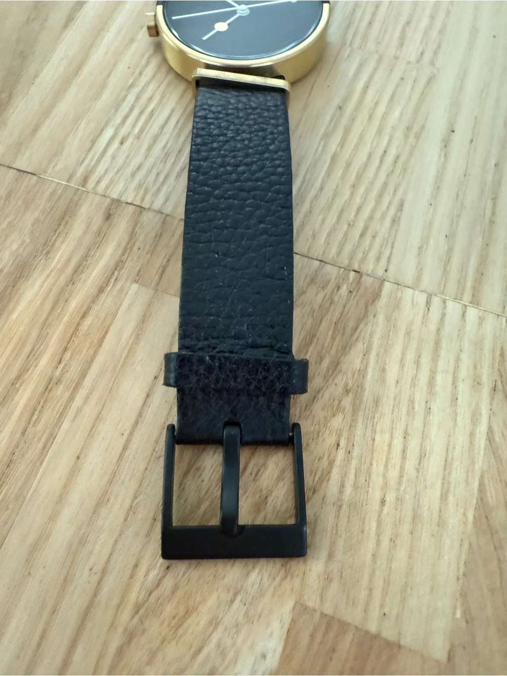 AARK eclipse gold tone and black leather minimalist watch NEW BATTERY